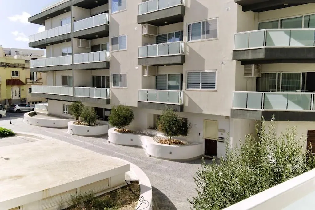 Naxxar Gardens Apartment Malta